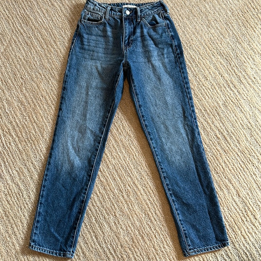 PacSun Mom jeans- 24